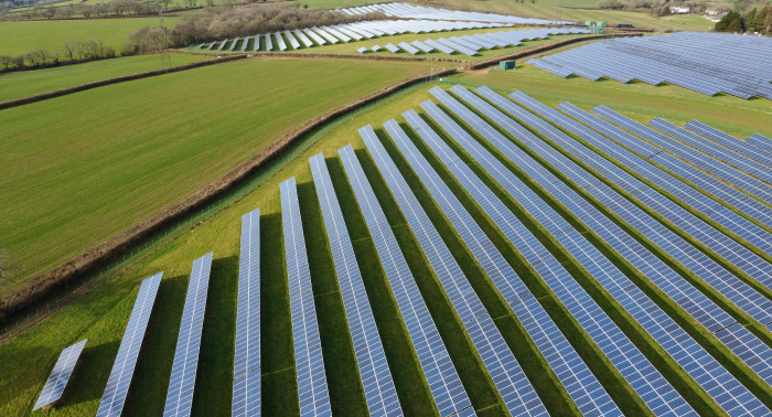 الاستثمار في صناعات المستقبل