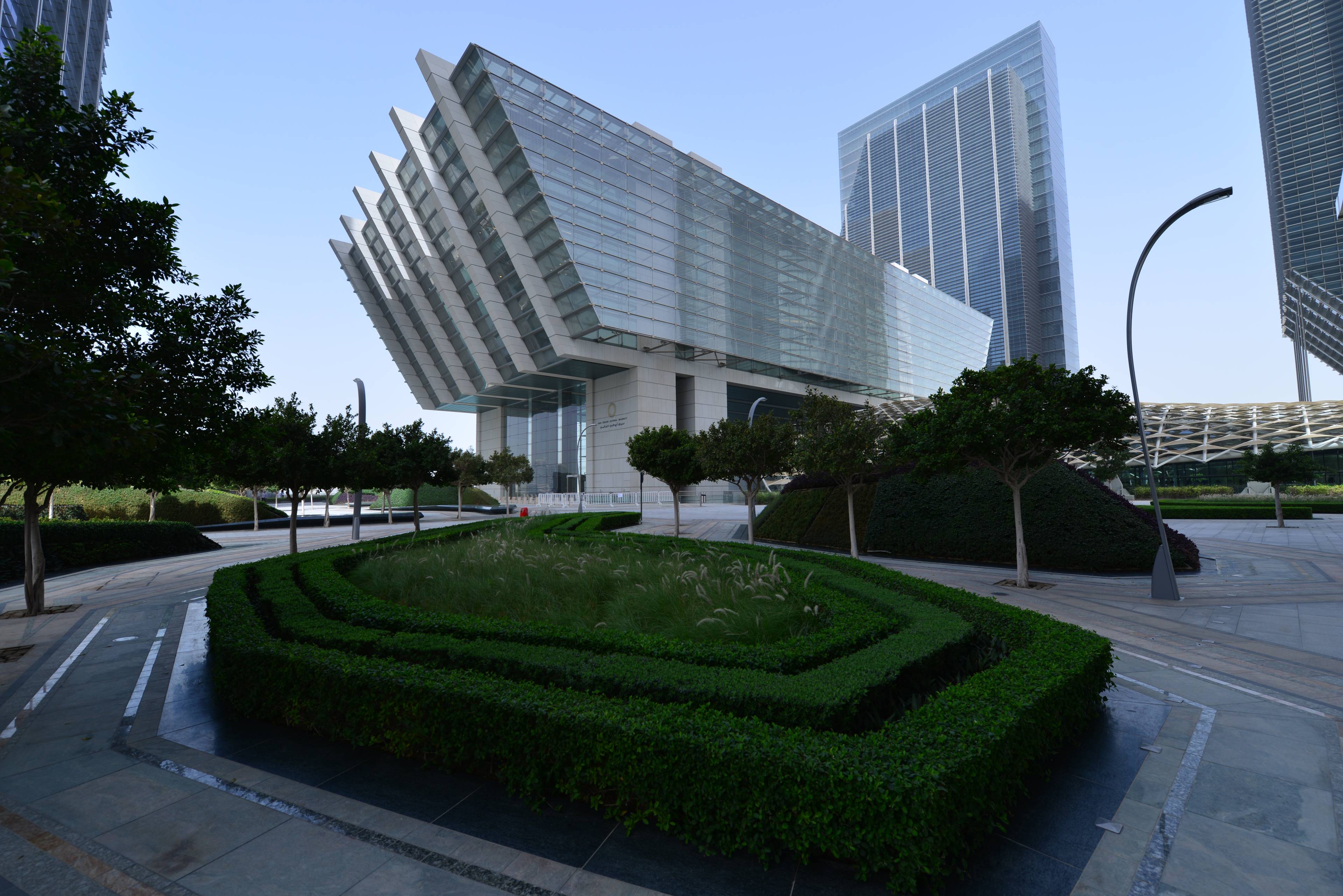 12jan-2020---adnoc-trading-x-ami-x-adgm-square-photo