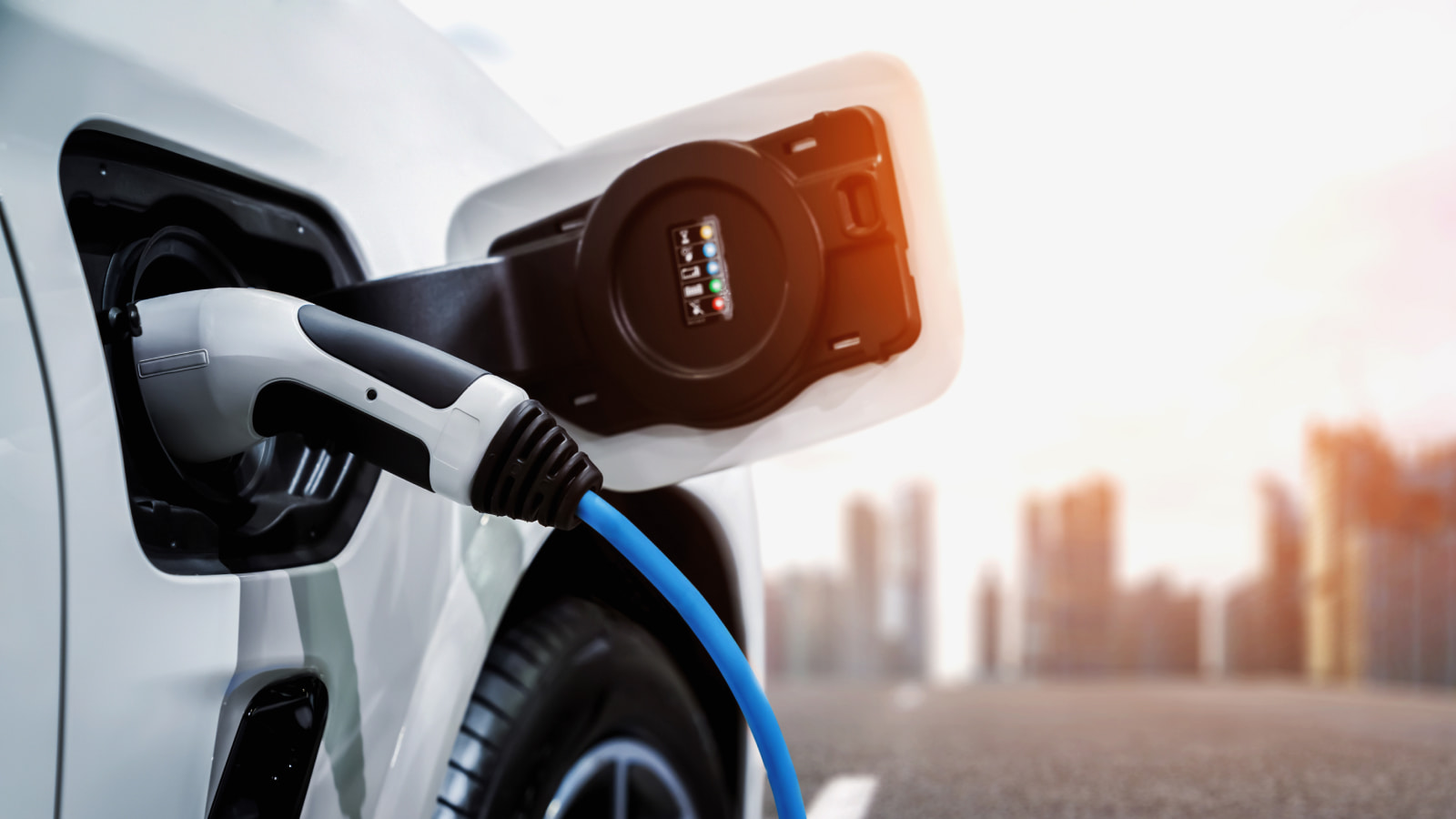 blackrock-and-mubadala-invests-in-indias-tata-power-renewables