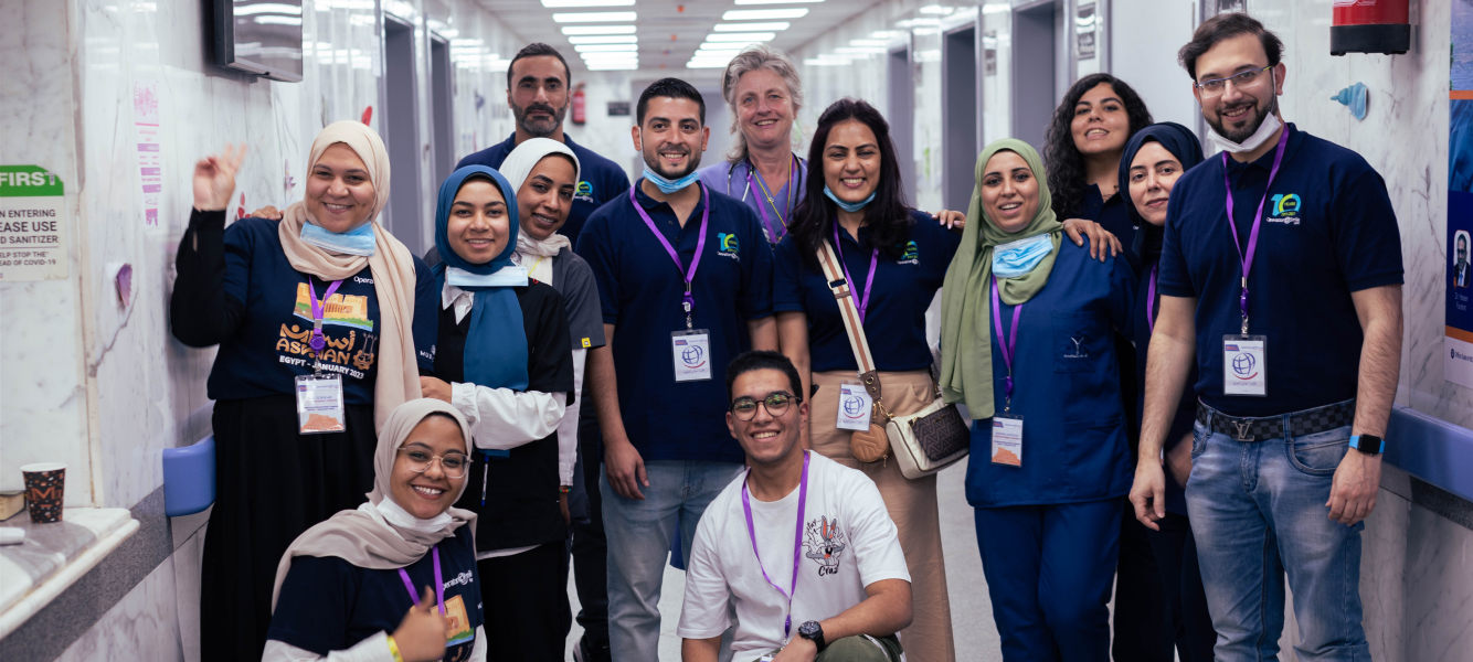 aboutus_volunteering_making-a-difference_desktop_1334x600